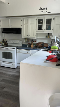 Kitchen - Room in a shared house in Glover Park