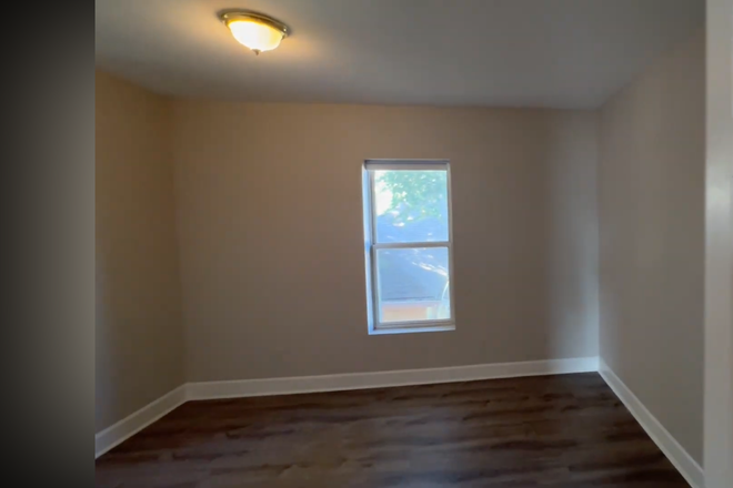 Bedroom part 1 - Palmdale