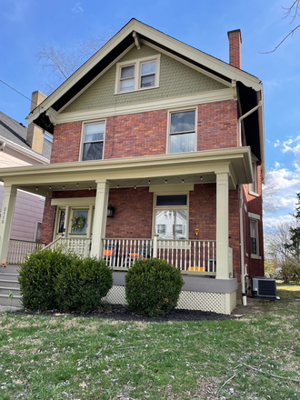 Exterior - 4BDR house near campus, new kitchen, offstreet parking, available 6/1/25