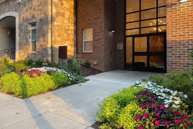 Front entrance of The Knox - The Knox Apartments