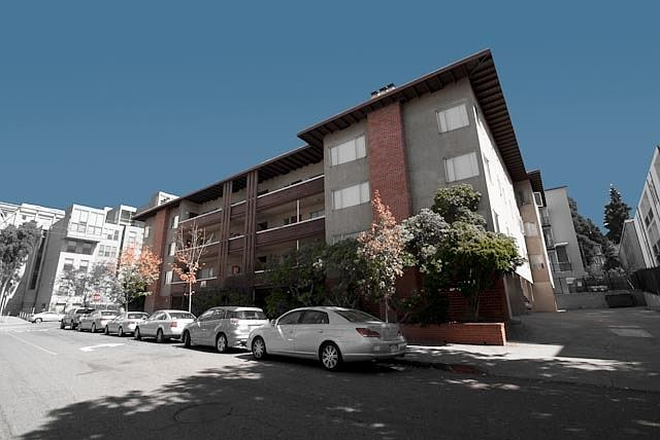 Outside street view - Riviera Apartments