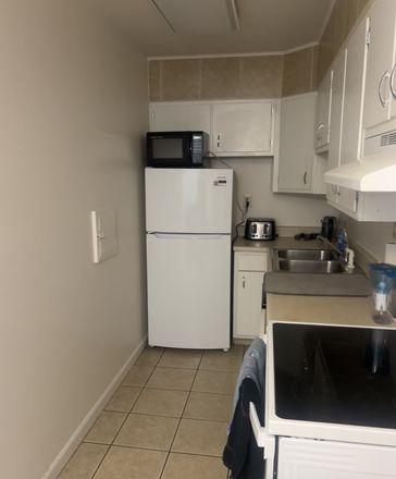 Kitchen - RentBoulder Apartments