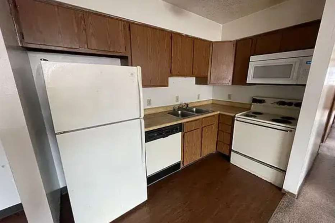 Kitchen - Summer 2026 Sublease - 2 Min Walk From PMU