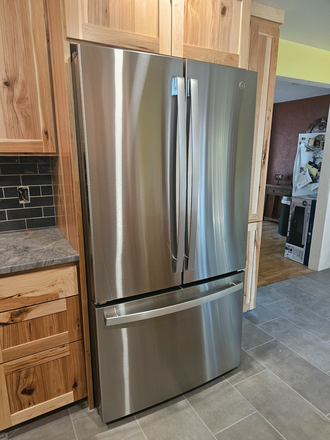 Kitchen, shared refrigerator - 1 Bedroom, furnished? shared bath, large yard, owner has pets House