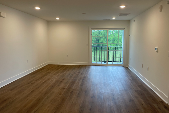 Living Area - 2BR apt-Prince Hall Dr-Pennington