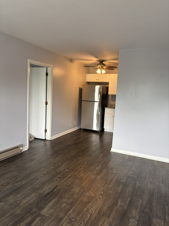 Living area and Kitchen - Villager Condo 1 BR unit  - Unit E-15  - located Hillsboro and Woodlawn