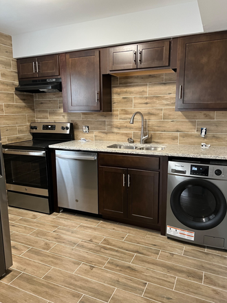 Kitchen - Renovated 3bed in Heart of Old Town