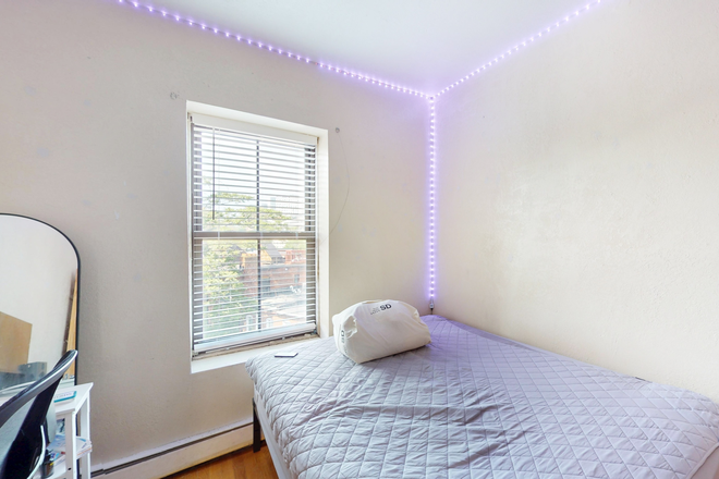 1 - SEPT 2025. South End 2 & 3 Beds. Walk to Campus. Laundry Apartments