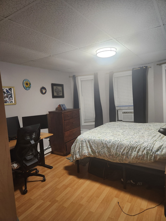 Bedroom for rent (pic 2 of 3) - Cambridge/Riverside (Larger) Room Available in Spacious 2BR Near Harvard, MIT, Central Sq ($1725/mo) Apartments