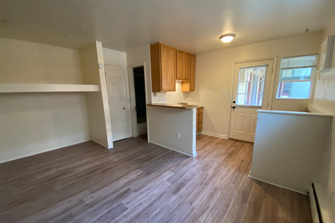 2 - AVAILABLE 8/14!: 1623 19th St Studio #10 Apartments