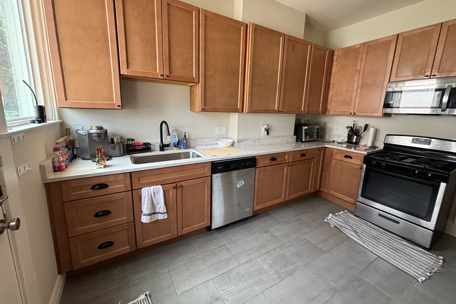 Kitchen - AVAILABLE 2027-28: RENOVATED 5BDR WITH NEW KITCHEN, OFF-STREET PARKING House