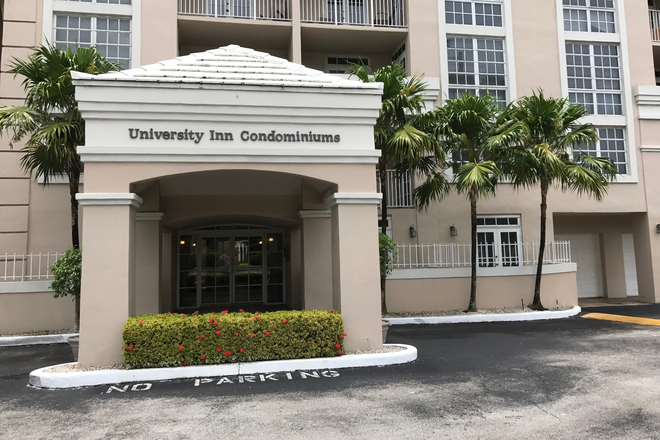Entrance to Securred University Inn Building - UNIVERSITY INN RARELY AVAILABLE STUDIO....FULLY FURNISHED.....WALK TO UM (3 minutes) ...
