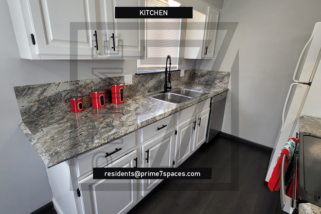 Kitchen - Housing at Site16! Duplex
