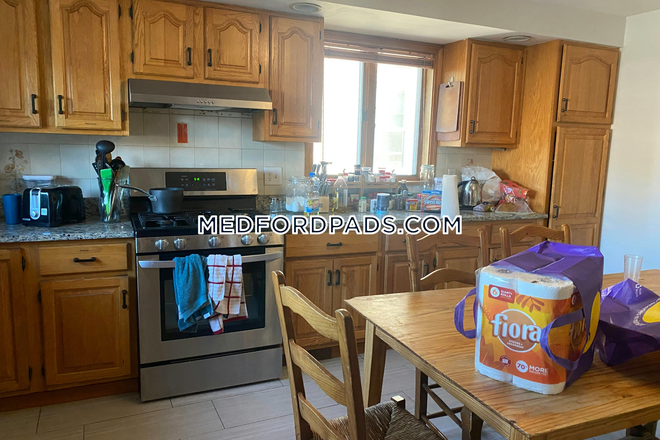 Kitchen - NO BROKER FEE! New 6/1/2026 Listing! 5 Bed 2 Bath on Bristol Rd. Apartments