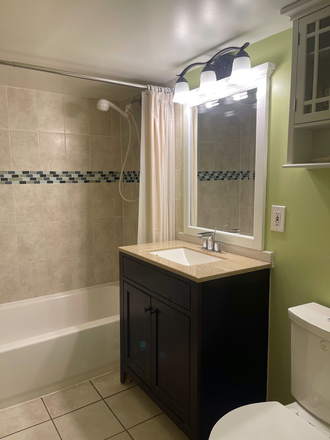 Bathroom - Furnished 2BR apt-Wheatsheaf Ln-Princeton