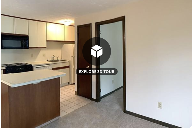 Living Room - 1Bed / 1 Bath Apartment - Santini Stoneledge