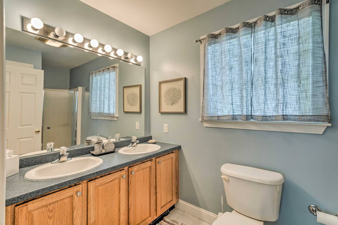 2nd bath - Salt Pond Home for Rent