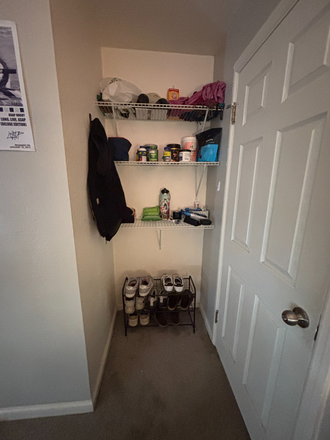Storage/shoerack - House close to campus