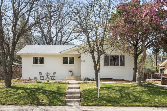 Front of House - Sunlit South Boulder Retreat with Flatiron Views