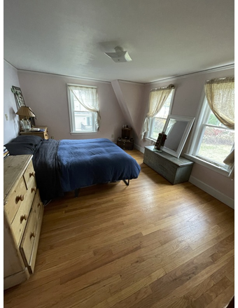 Bedroom 1 - Sweet 2bdr Greenfield House for Sublet