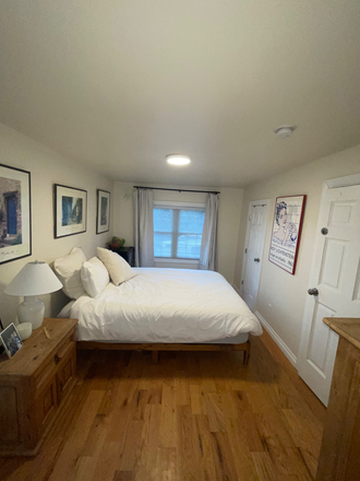 Spacious bedroom - 1 BEDROOM FOR RENT ON THE HILL - 1515 11th Street House