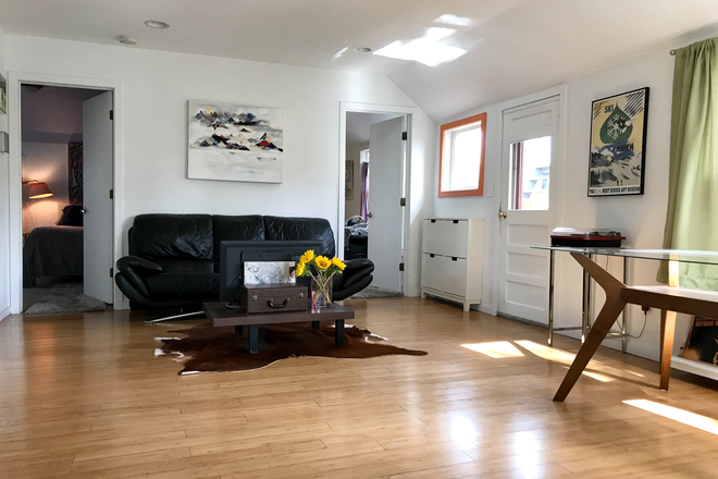 living room - Architect-Remodeled 2 Bed Duplex – 2 Min Walk to Regis University