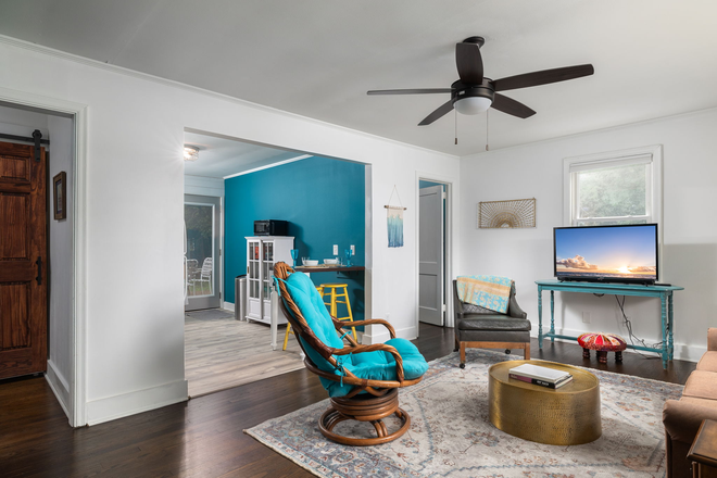 living room - Daydream_Wilmington House