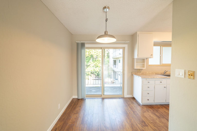  - 1509 Hearst