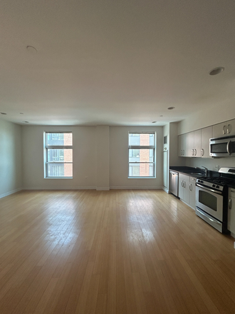 1 - August 2026, Fantastic 2 bed/1.5 bath,  Pet Friendly, No Fee Apartments