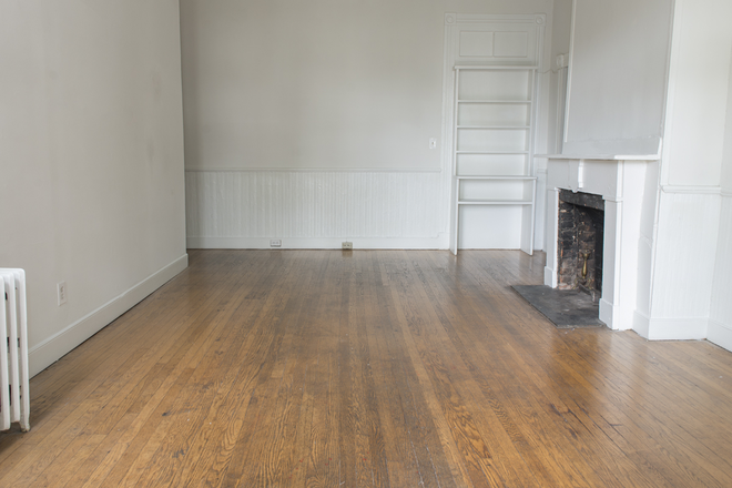 Living Room - 1701 Gordon Avenue Apartments