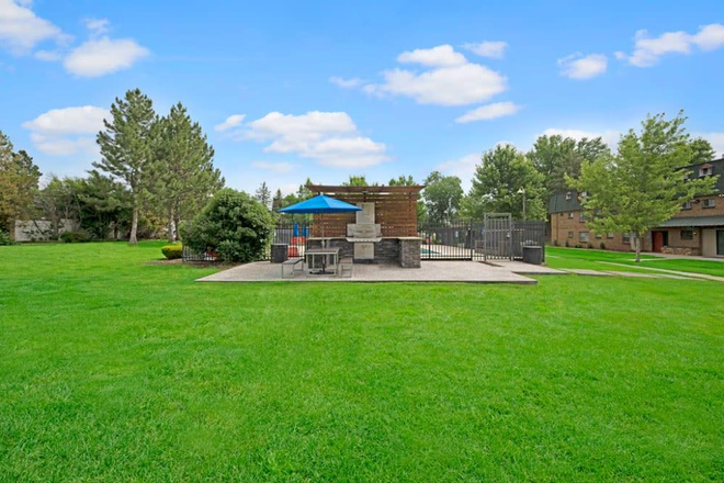 BBQ area with pool - Ten49 Apartments, 15 minutes from CUBoulder, rent includes all utilities, cable, high speed int