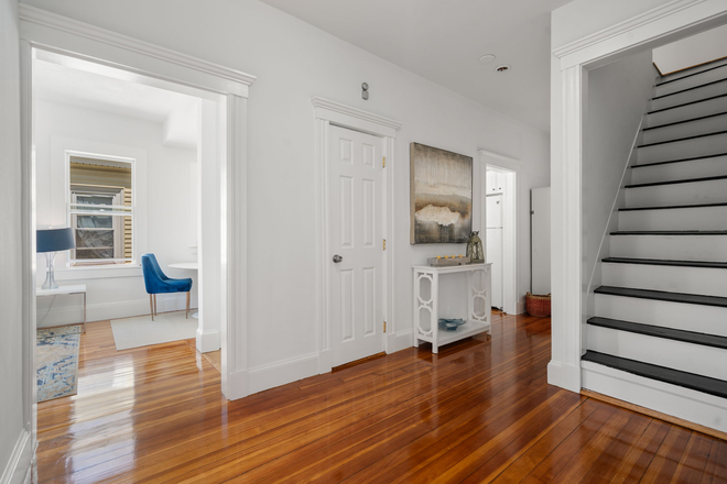 1 - Beautiful renovated 5 bed/2 bath,Parking and Free Laundry Included!