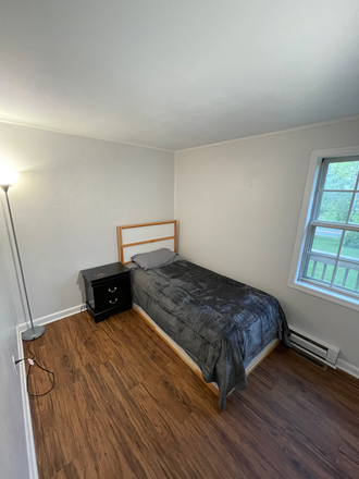 Bedroom - Cozy Home Just 13 Minutes from LU