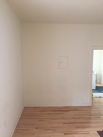 Living Room - Bright & Spacious Downtown 3-Bedroom Apartments