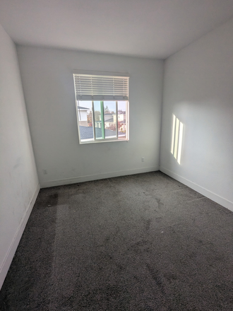 Bedroom - One room for rent close to campus Townhome