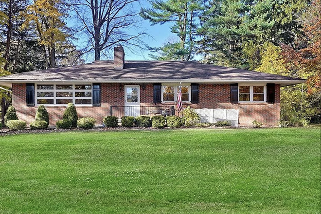 Front of House - Room in shared home for female-Carter Rd-Princeton
