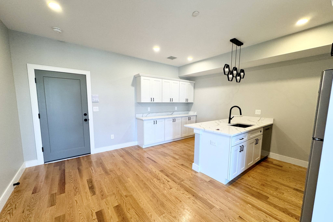 LIVING - SPACIOUS 3 BED/2 BATH AVAIL. 9/1/25!