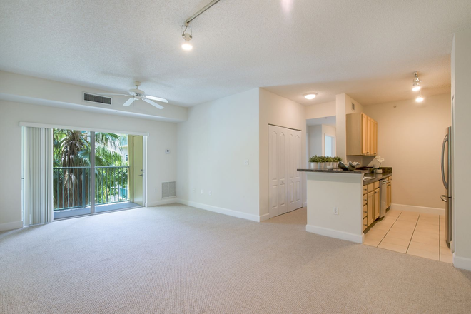 Living - $1,375 - 2 bedrooms available in a 3/2 unit (unfurnished)