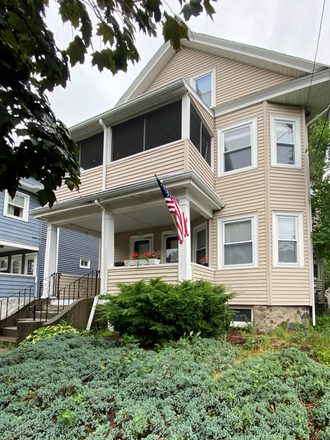 building - 4 bedroom/2 bathroom two-level in-unit laundry with central air apartment available for Sept 2026