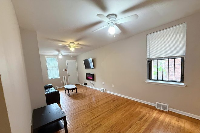 Dining & Living Room - 4 Lrg Bedrooms/ 2 Full Bath- 1st Fl Apt- HUGE Living Room- Lots of Amenities! Avail Aug 1st, 2026