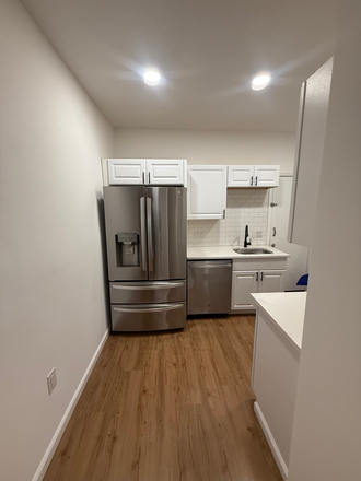 Kitchen - New Construction Bi-Level Aparmtent