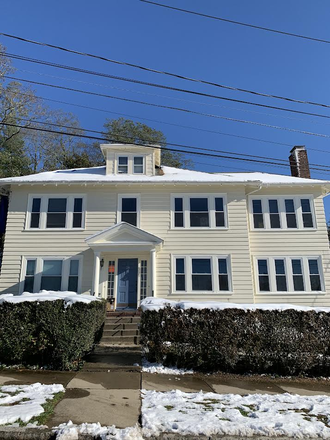 Outside Street view - *SUMMER SUBLET AVAILABLE* 28 Manet Road Newton, MA 02467 - Unit #1