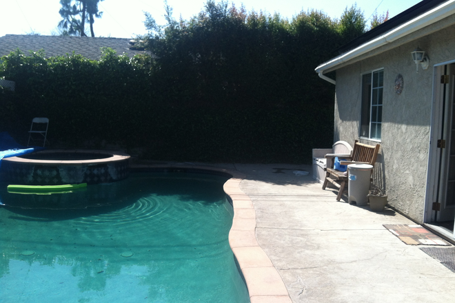 outside pool house - Very private pool house in North Alhambra, CA