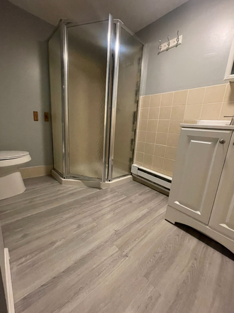 Bathroom - Still Available June 1 ! 6 Bedroom 2 Bath House