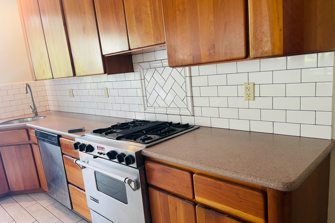 Kitchen - 2427 N. 54th St. -LARGE HOUSE -NEAR HAGAN ARENA!!!