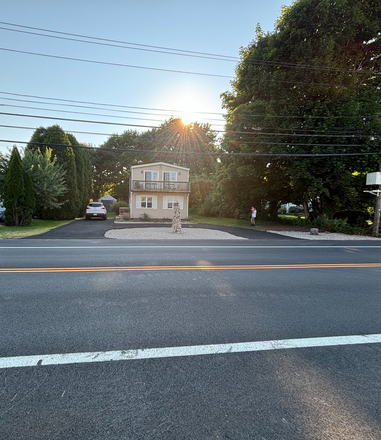 Street View - Available for a group of 3! 3 Bedroom home in Bonnet Shores!