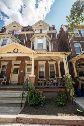 219 Buckingham - 219 S Buckingham Apartments