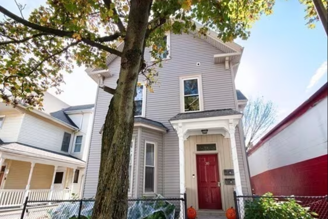 Outside Street view - Thorney 4 bed 2 bath Apartments