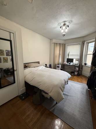 Bedroom - 109 Peterborough St One Bedroom Shared Unit Summer Sublet  *fully furnished and Utilities included! Apartments