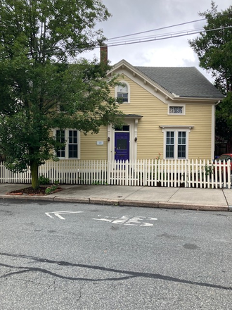 Exterior - 98 Camp St 1 BEDROOM GARDEN APARTMENT plus spare room